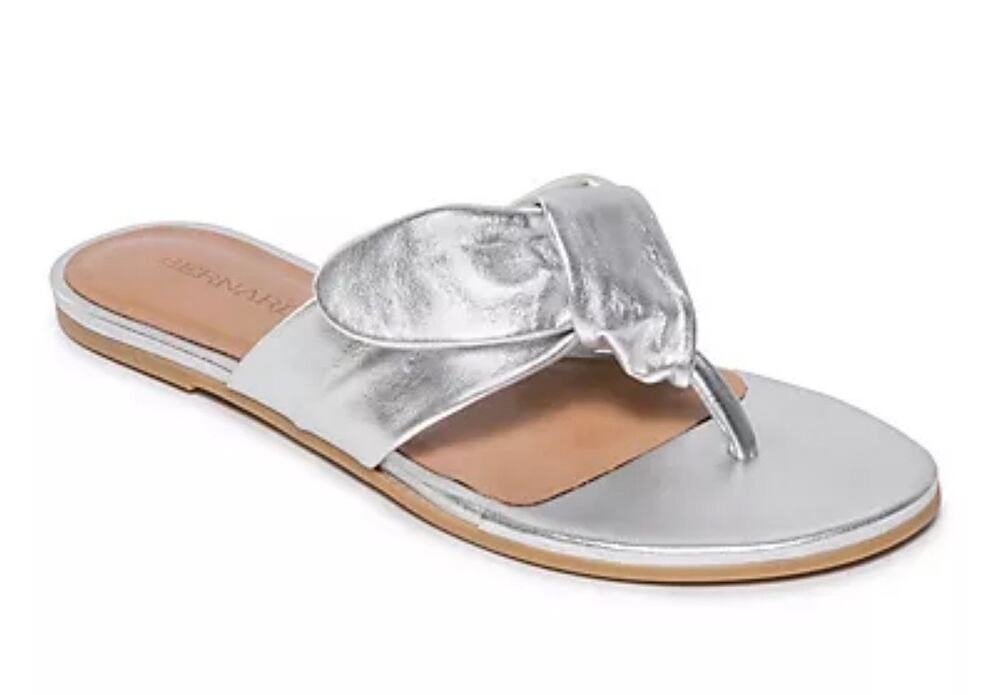 Bernardo Harmony Knotted Leather Thong Sandals Silver Metallic Size 10M